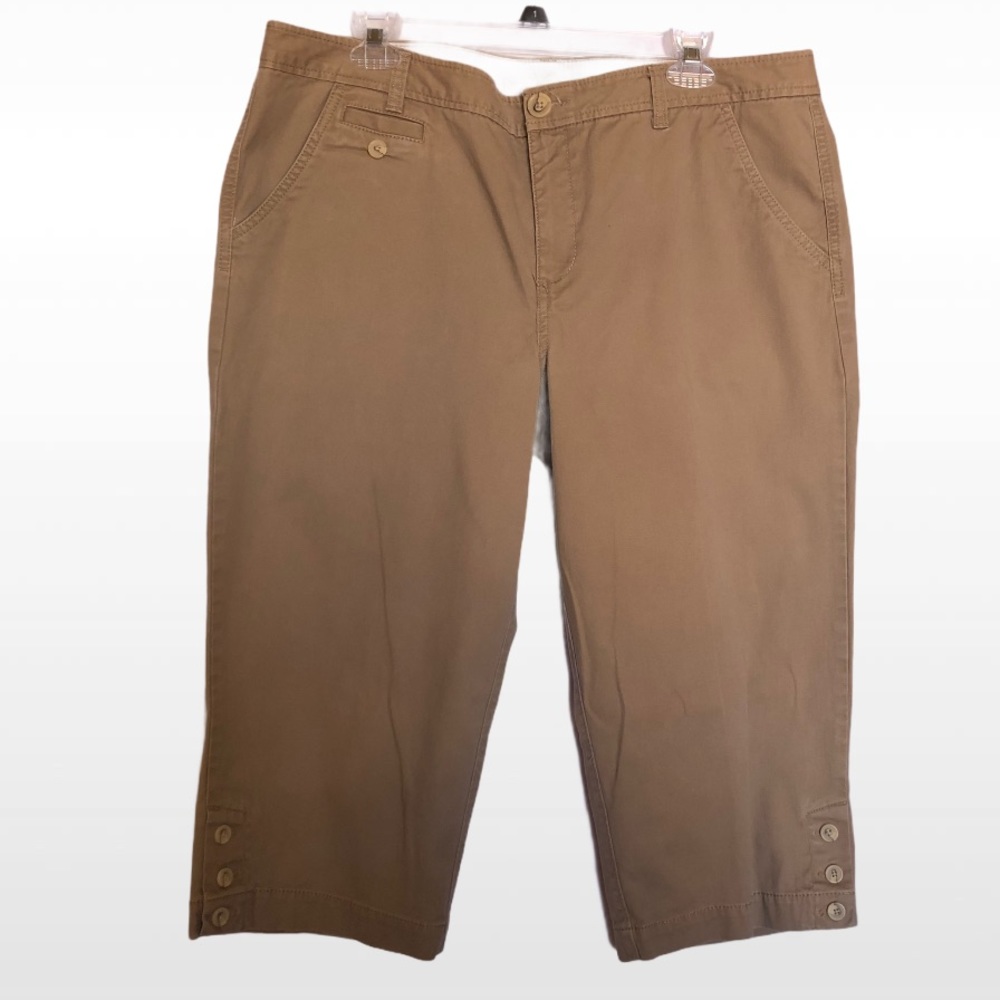 Dockers Tan Capris   Size 16
